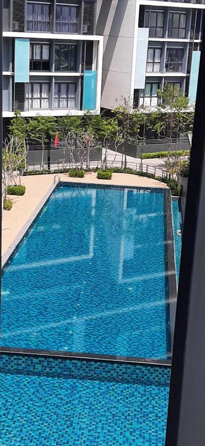 Cozystay @ Core Soho Suite Klia Σεπάνγκ Εξωτερικό φωτογραφία